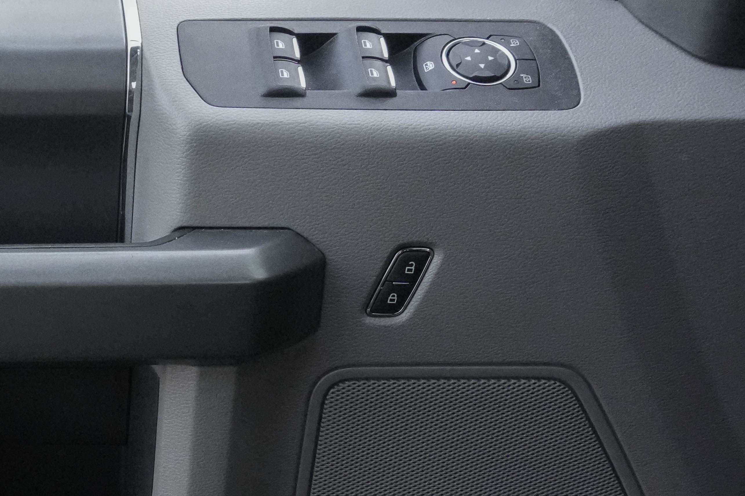 Used 2018 Ford F150 XLT w/ Equipment Group 302A Luxury image 16