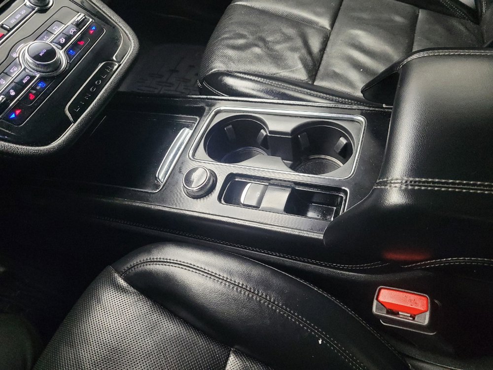 Used 2022 Lincoln Corsair AWD w/ Premium Package image 26
