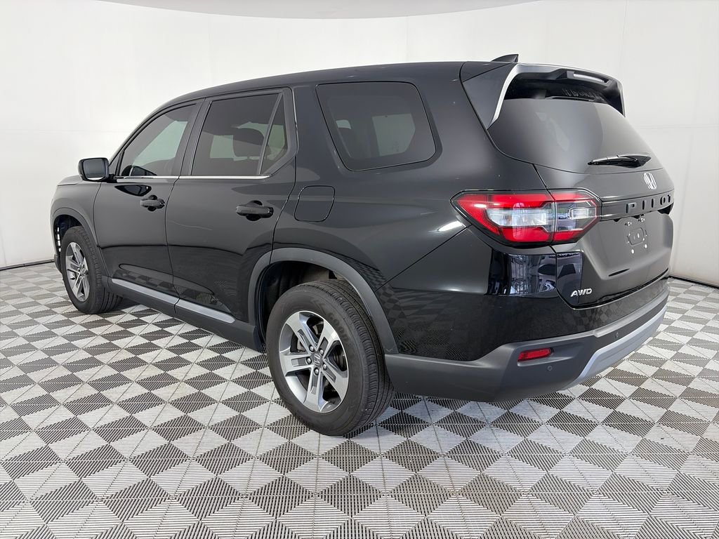 Used 2024 Honda Pilot EX-L image 5