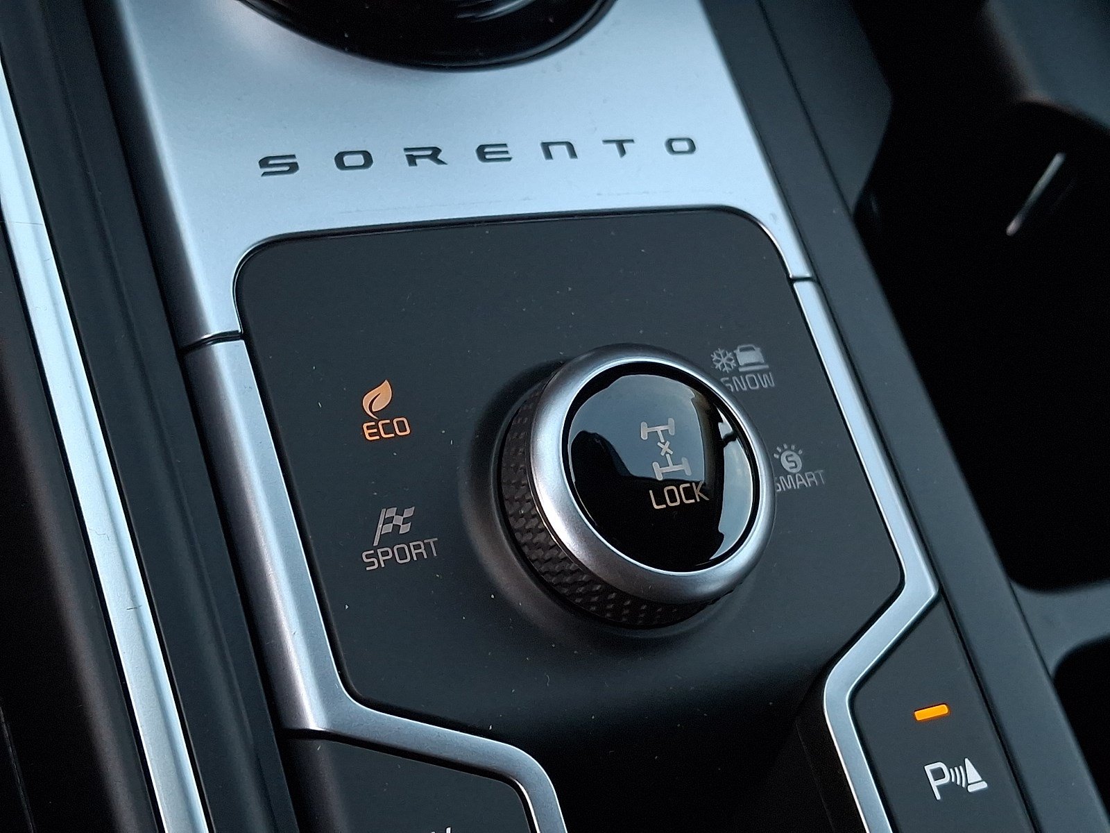 New 2025 Kia Sorento EX AWD/4WD image 11