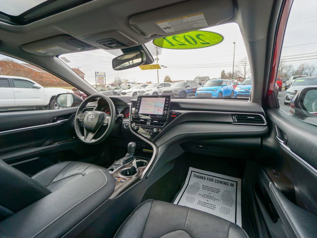 Used 2021 Toyota Camry XSE w/ Navigation Package image 14