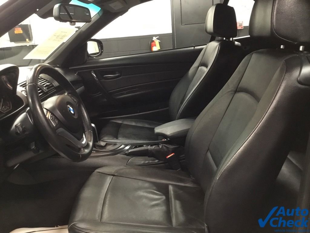 Used 2013 BMW 128i Convertible image 23