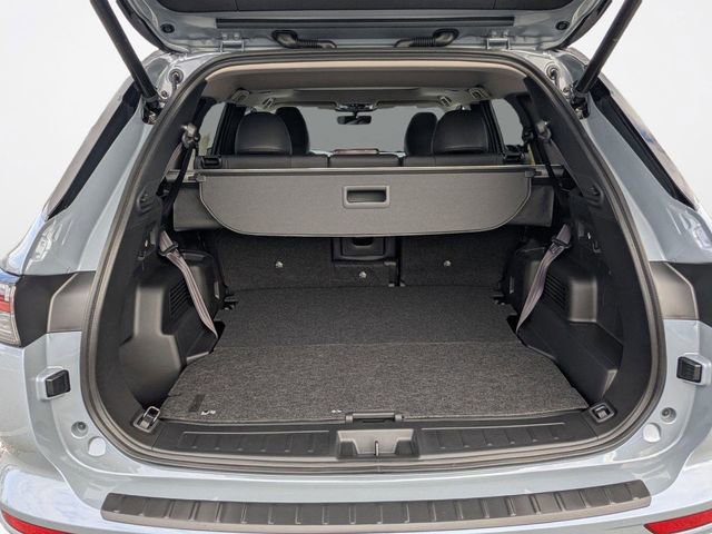 New 2026 Mitsubishi Outlander Trail Edition image 12