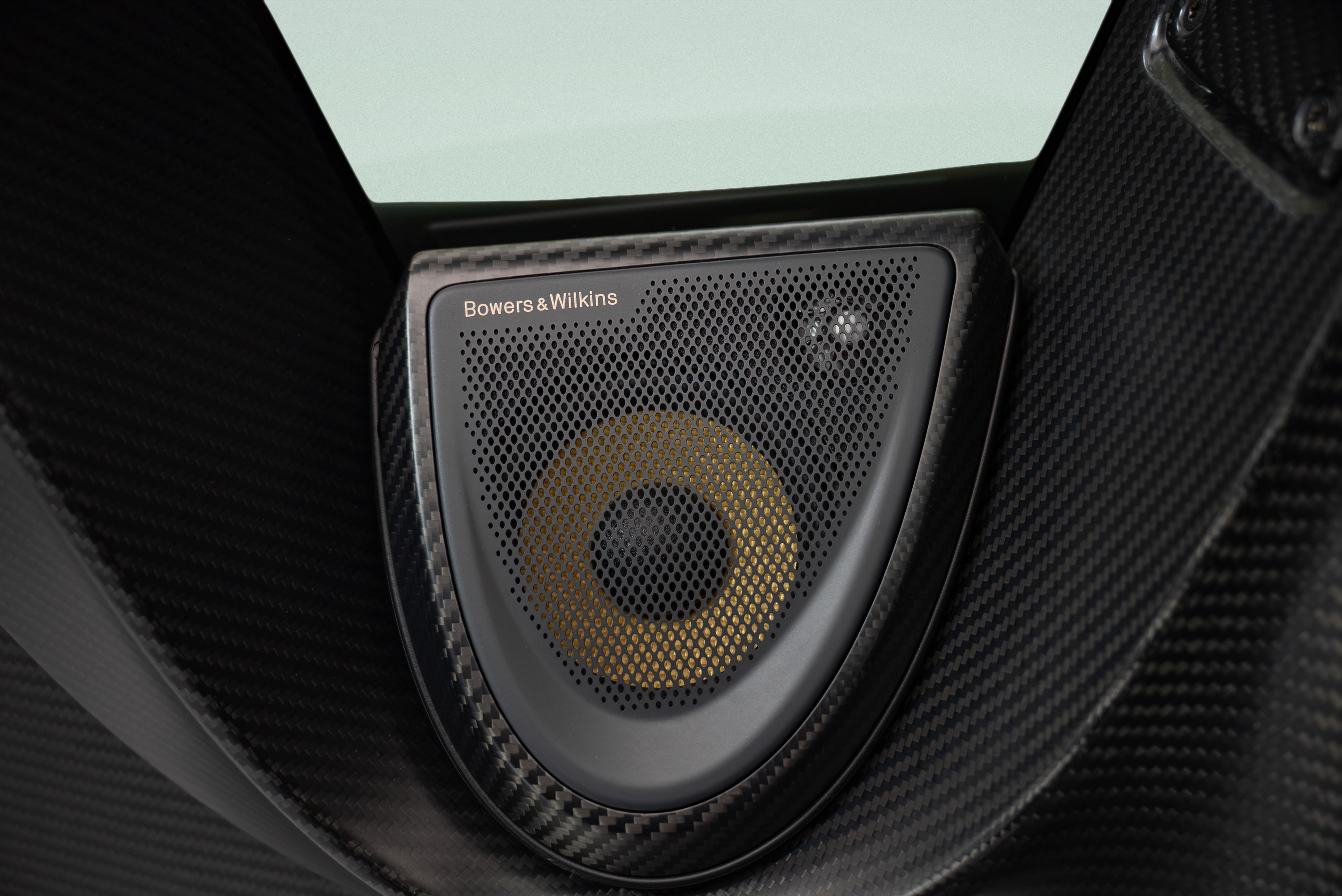 Used 2019 McLaren Senna RWD image 25