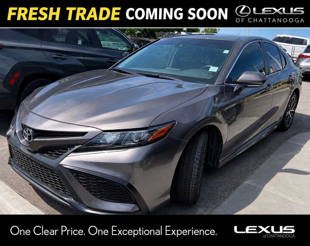 Used 2022 Toyota Camry SE