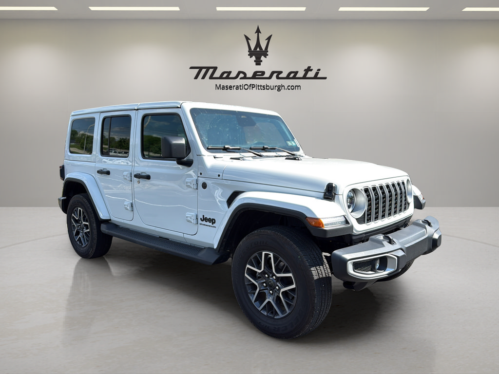 Used 2026 Jeep Wrangler Unlimited Sahara AWD/4WD image 3