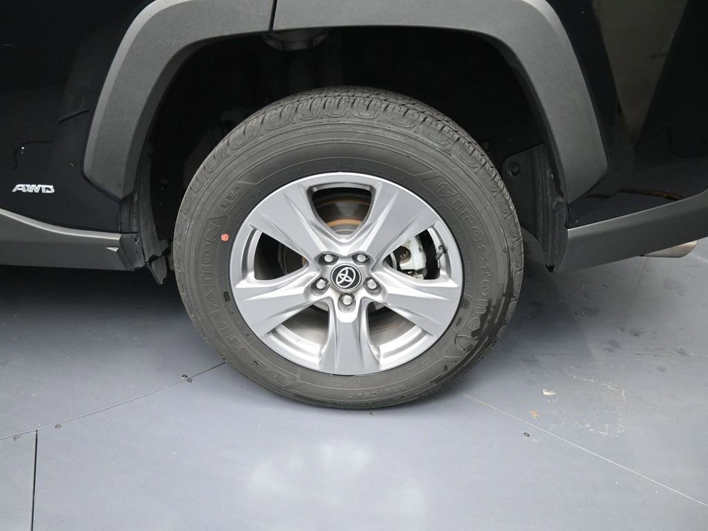 Used 2025 Toyota RAV4 LE image 14