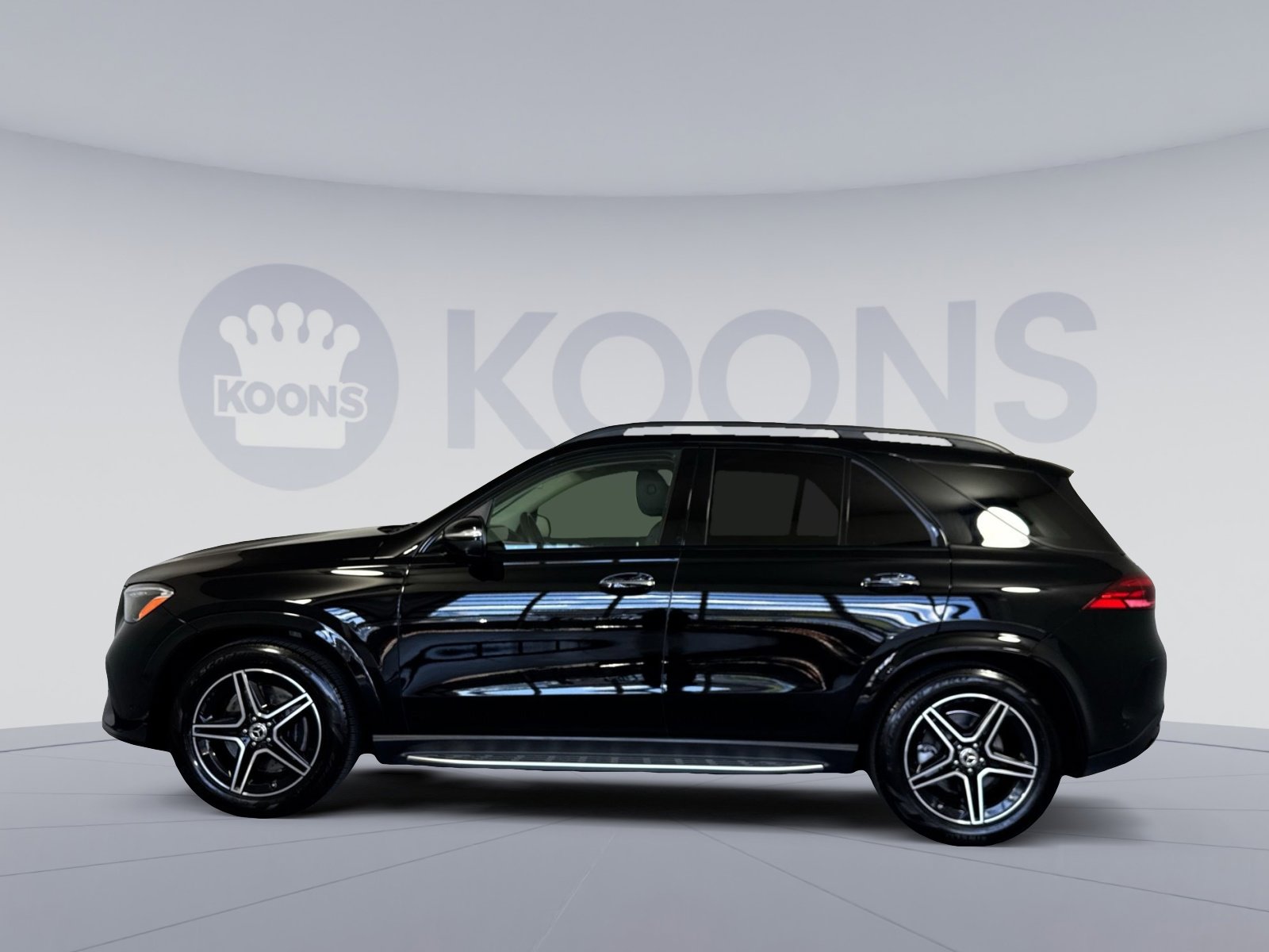 Used 2024 Mercedes-Benz GLE 450 4MATIC image 2