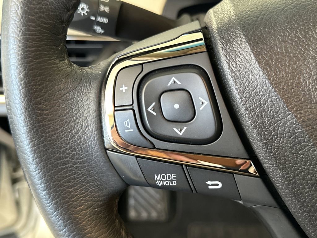 Used 2018 Toyota Avalon XLE Premium image 20