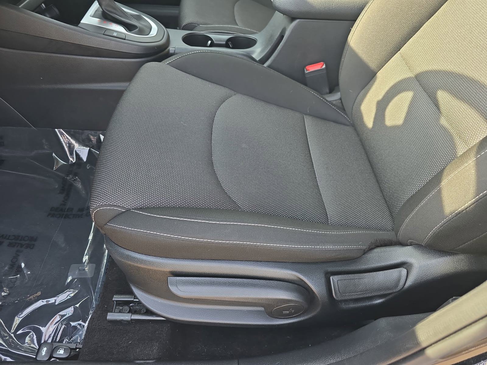 Used 2023 Kia Forte LXS image 31