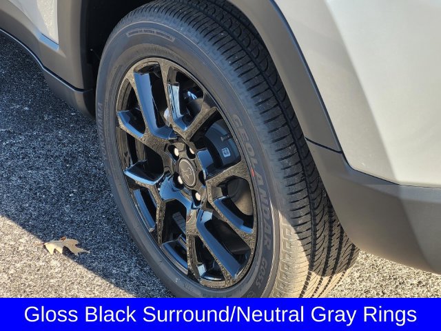 New 2026 Jeep Compass Latitude AWD/4WD image 7