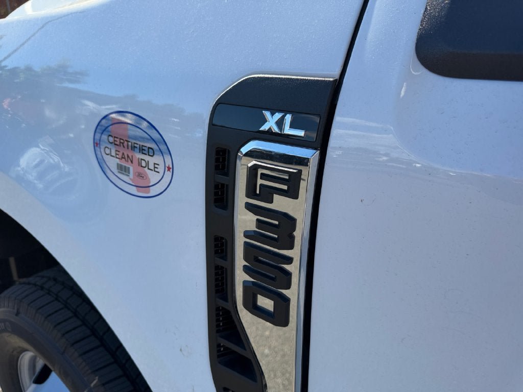 New 2026 Ford F350 XL w/ XL Chrome Package AWD/4WD image 13