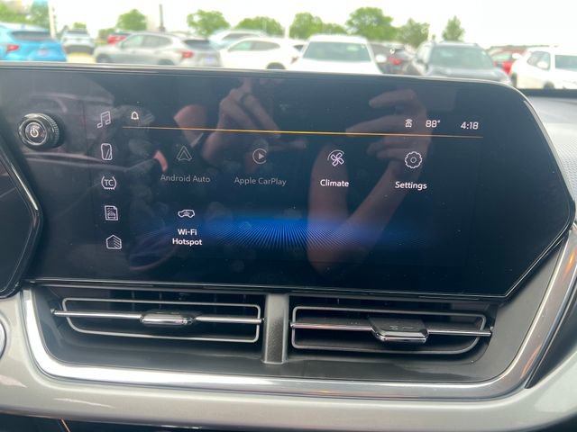 Certified 2025 Chevrolet Trax LT FWD image 20