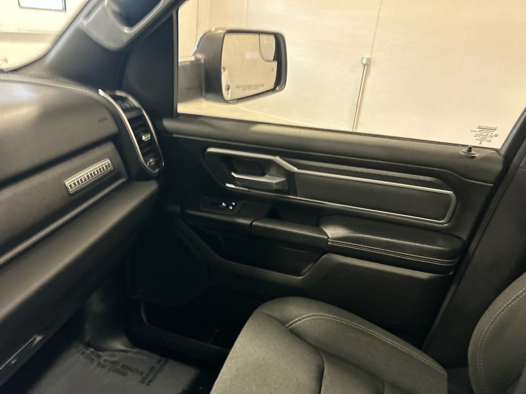 Used 2025 RAM 1500 Big Horn AWD/4WD image 27
