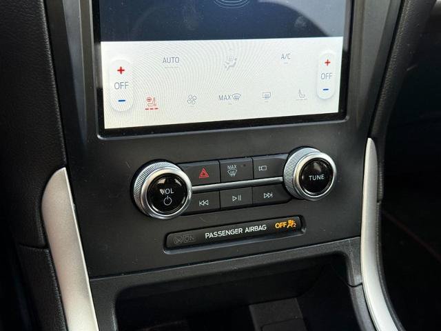 Certified 2024 Ford Edge ST-Line AWD/4WD image 19