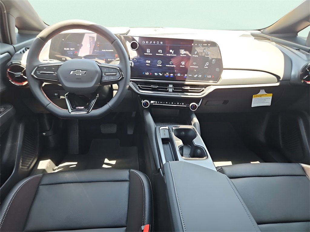 New 2025 Chevrolet Equinox EV RS w/ Convenience Package II image 17