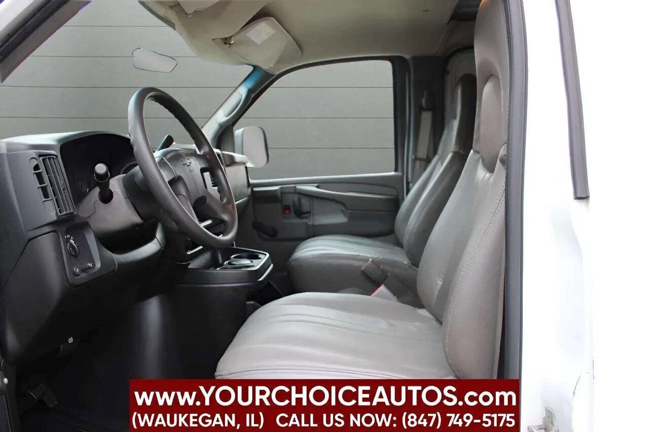 Used 2004 Chevrolet Express 1500 image 13