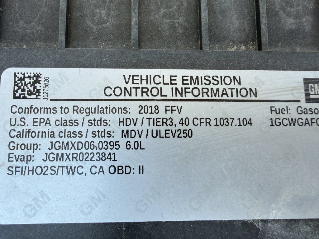 Used 2018 Chevrolet Express 2500 w/ Driver Convenience Package RWD image 22