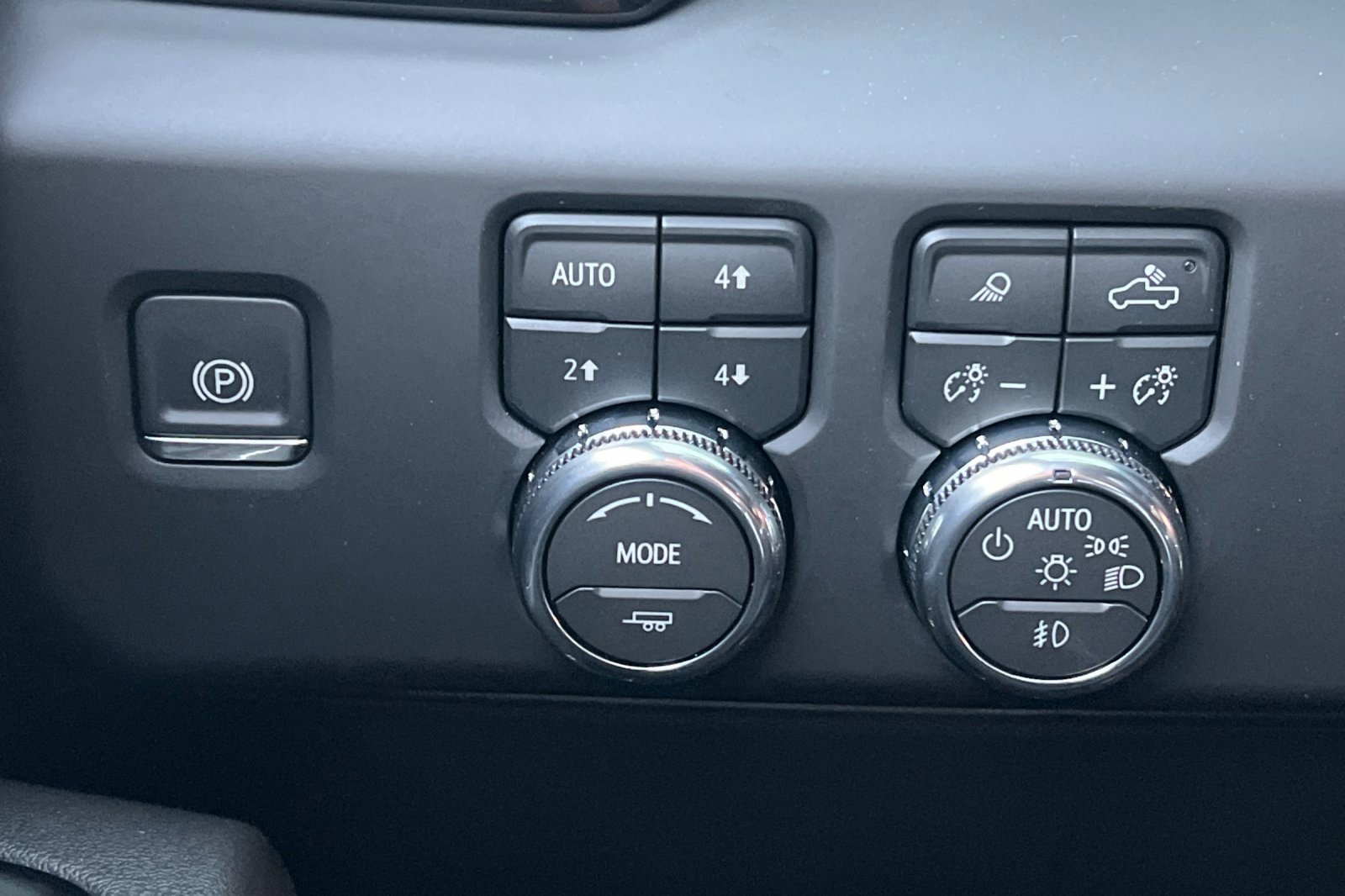 New 2026 GMC Sierra 1500 AT4 w/ AT4 Preferred Package image 24