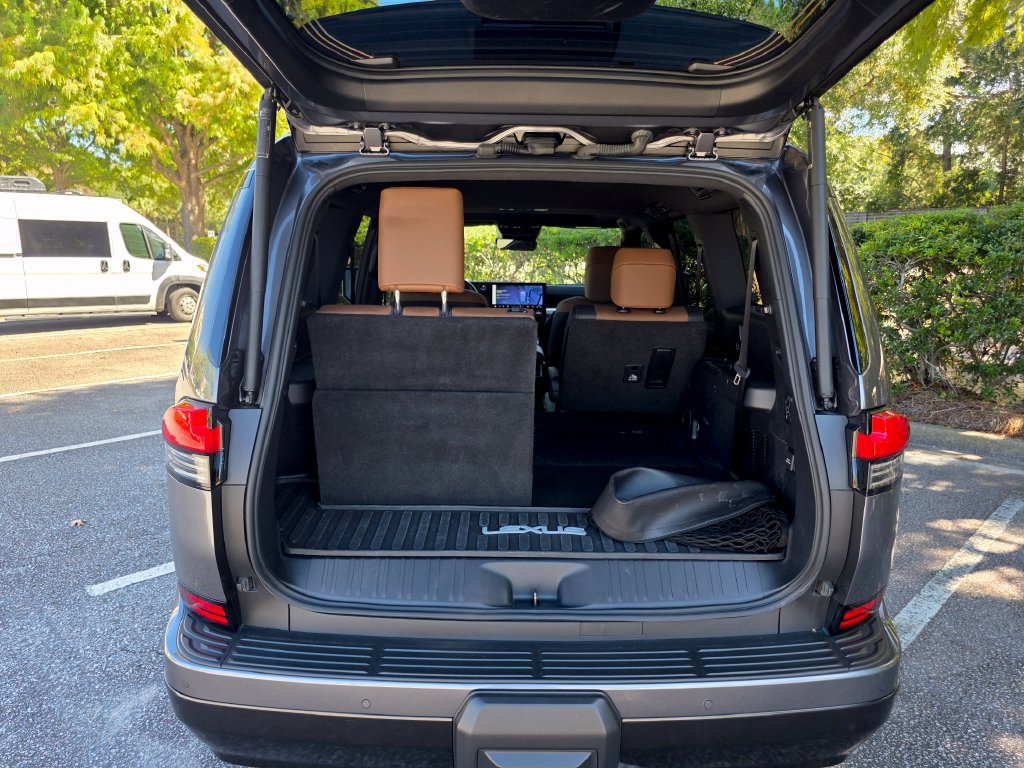 Used 2024 Lexus GX 550 AWD/4WD image 34