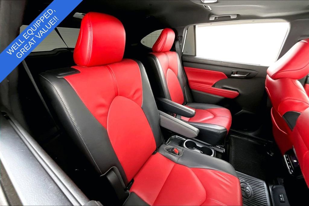 Used 2023 Toyota Highlander XSE image 36