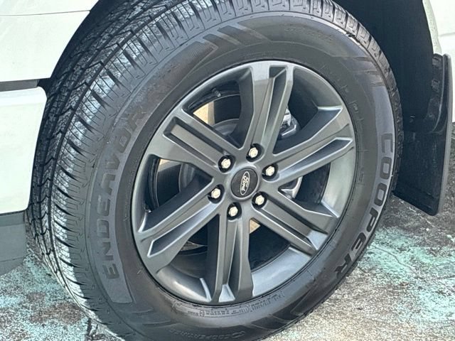 Used 2023 Ford F150 Lariat w/ Equipment Group 502A High AWD/4WD image 11