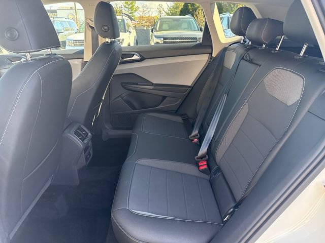 Used 2024 Volkswagen Taos SE AWD/4WD image 25