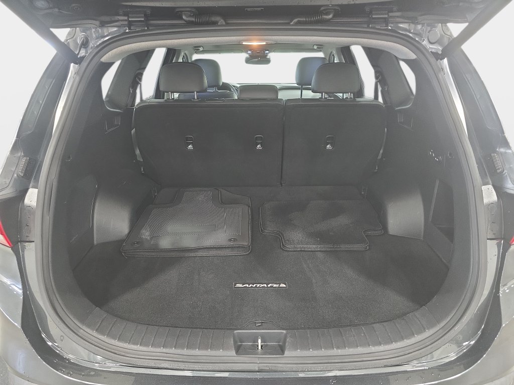 Used 2023 Hyundai Santa Fe Limited AWD/4WD image 13