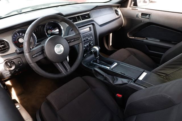 Used 2012 Ford Mustang Coupe image 6