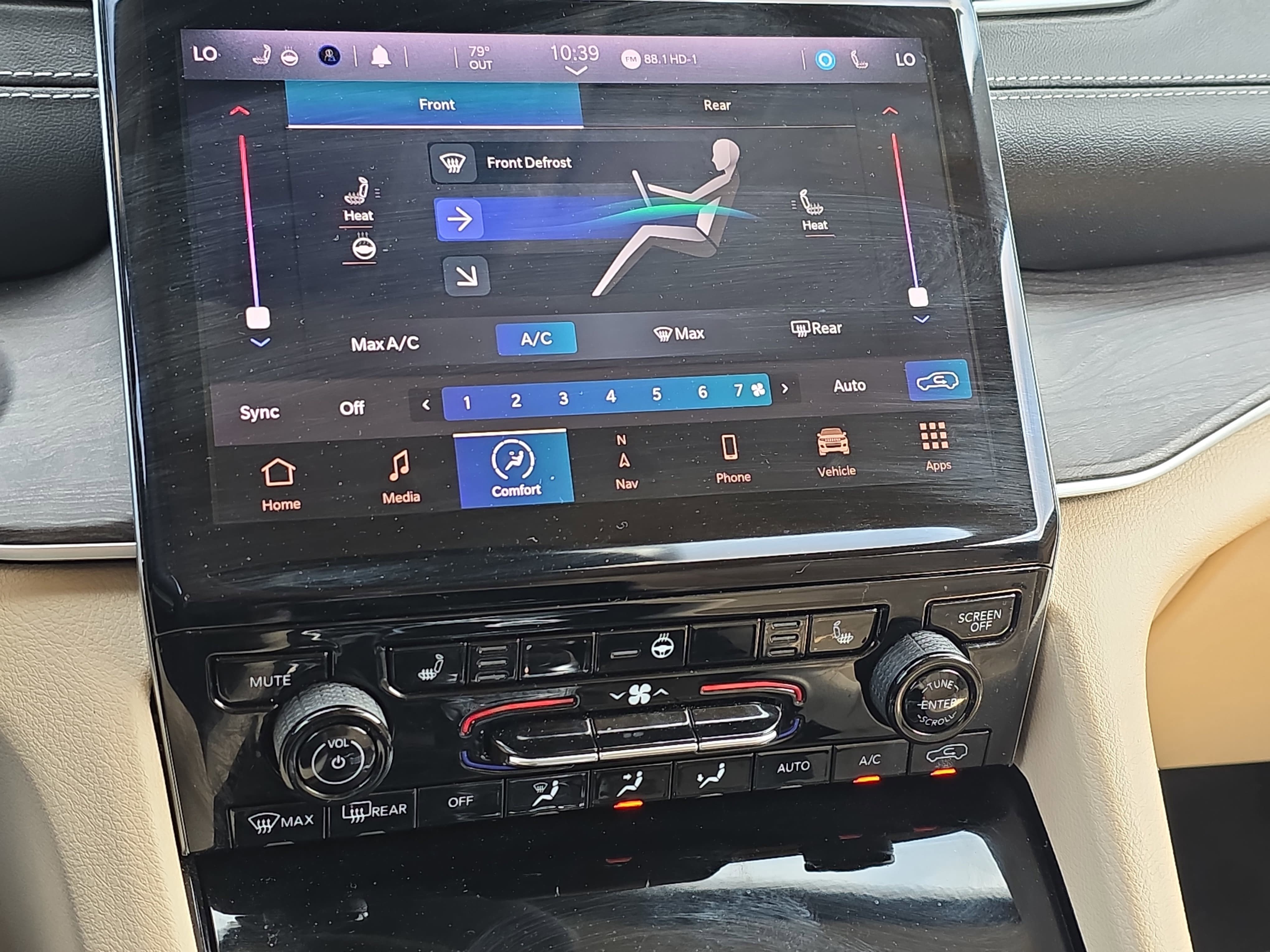 Certified 2021 Jeep Grand Cherokee L Limited RWD image 20