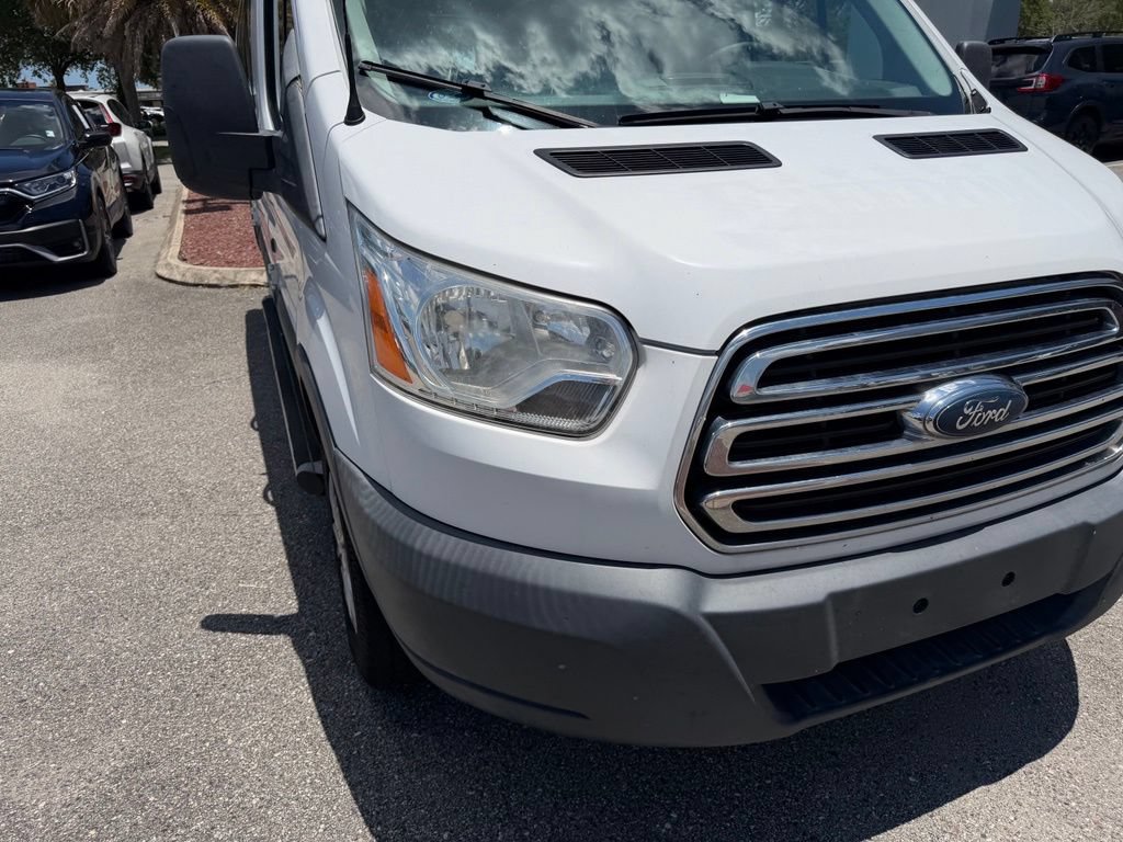 Used 2017 Ford Transit 250 130 Low Roof w/ Exterior Upgrade Package RWD image 13