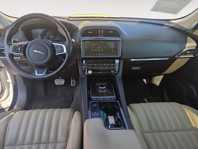 Used 2019 Jaguar F-PACE Portfolio AWD/4WD image 10
