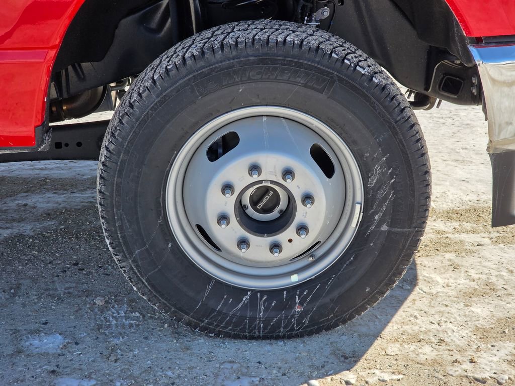 New 2025 Ford F350 XL w/ XL Chrome Package image 11