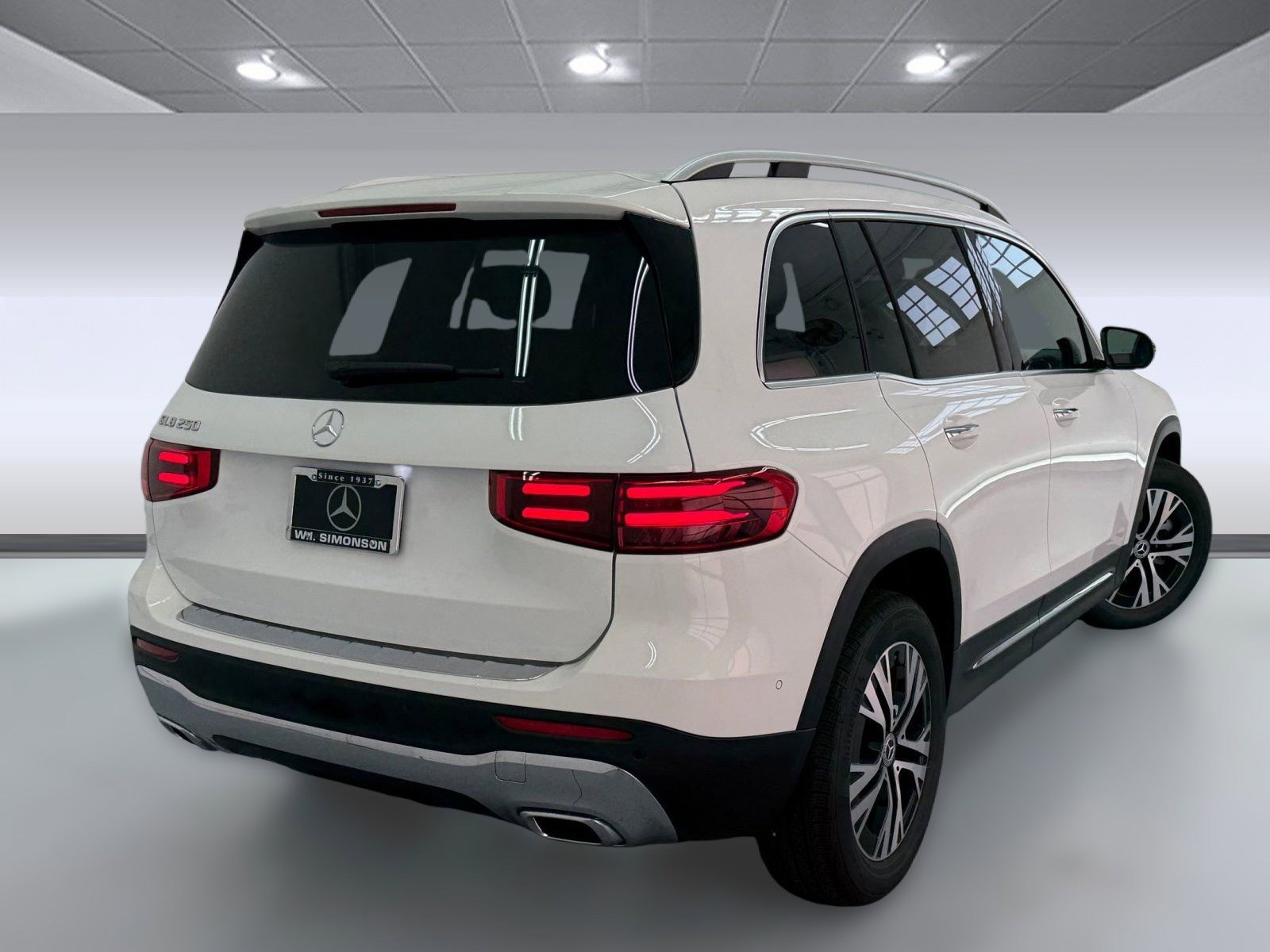 New 2026 Mercedes-Benz GLB 250 image 6