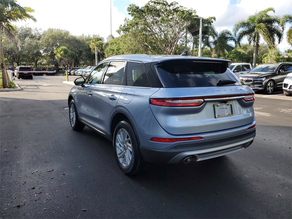 Used 2022 Lincoln Corsair FWD image 3