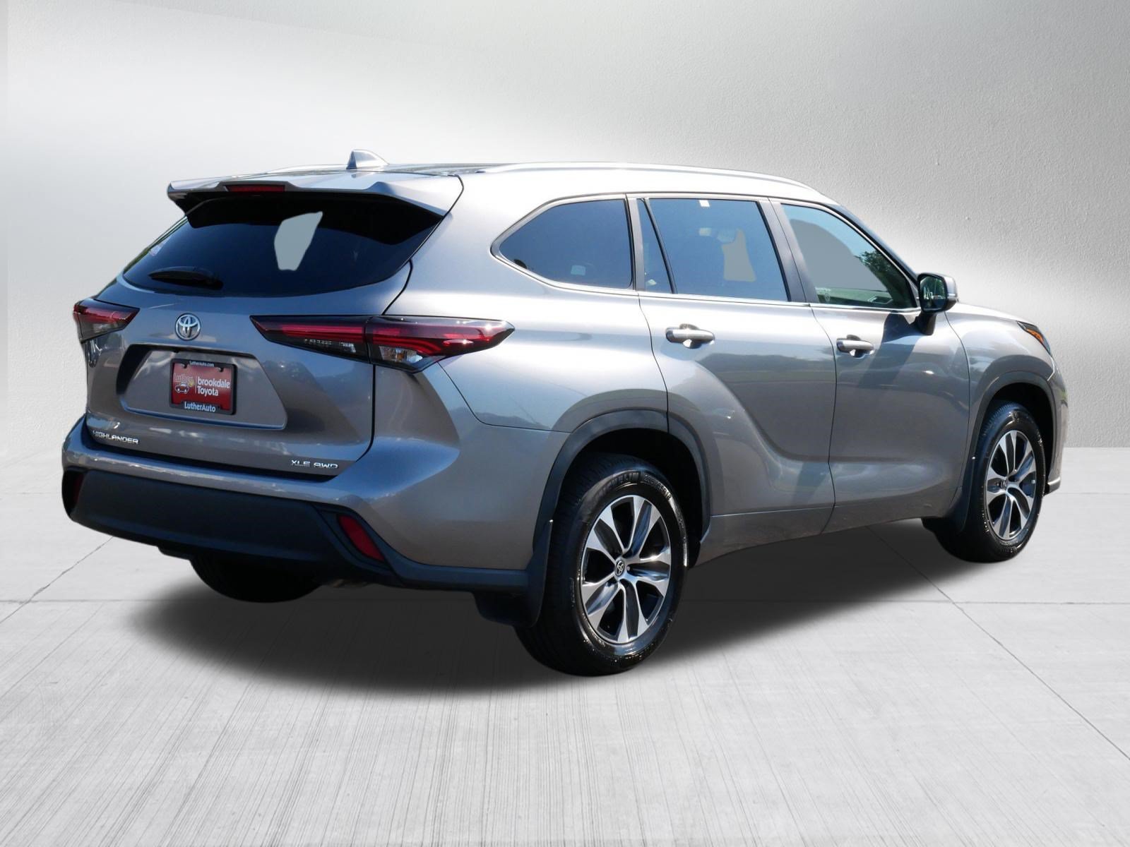 Certified 2026 Toyota Highlander XLE AWD/4WD image 7