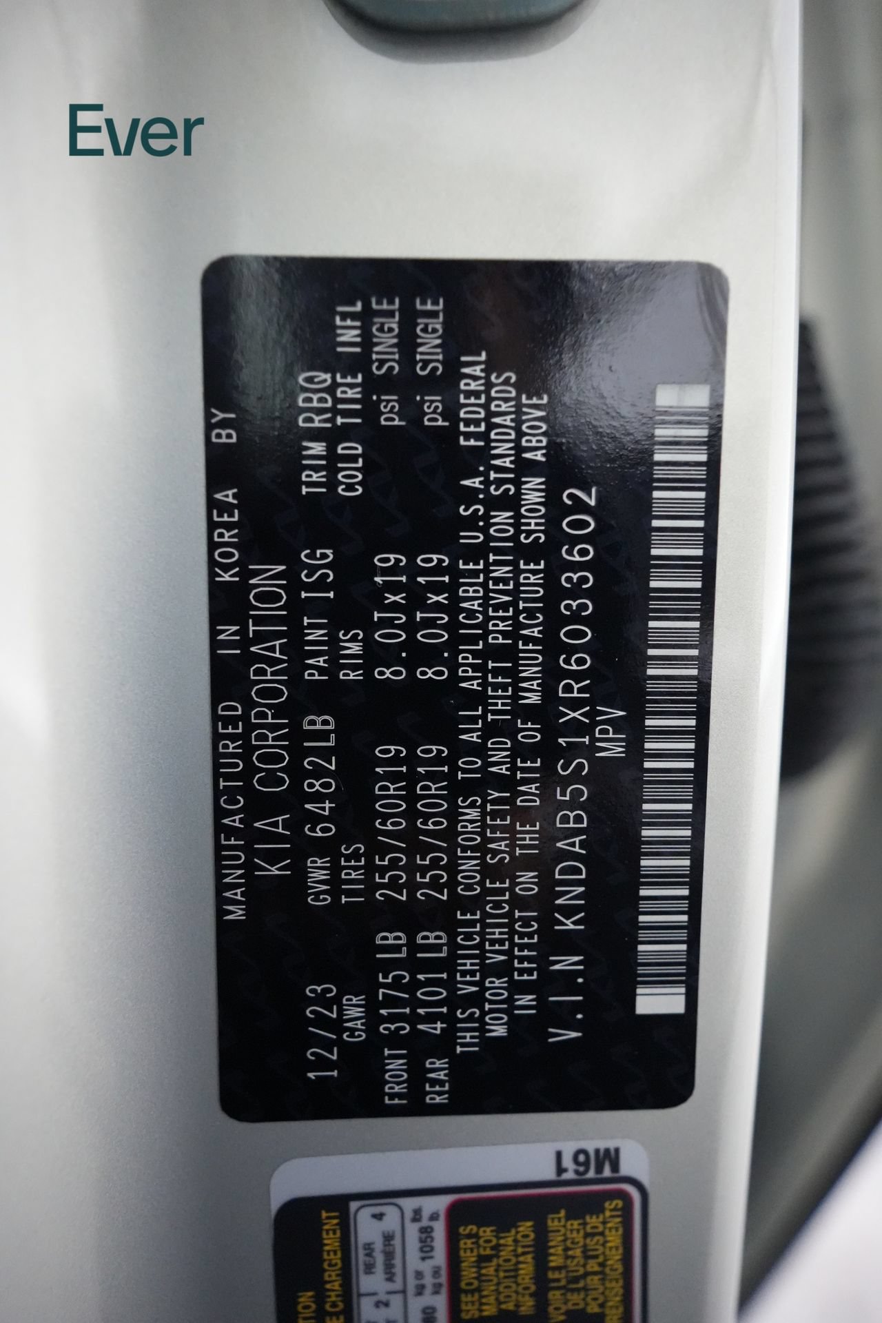 Used 2024 Kia EV9 Light Long Range RWD image 28