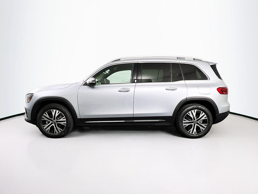 New 2026 Mercedes-Benz GLB 250 4MATIC image 4