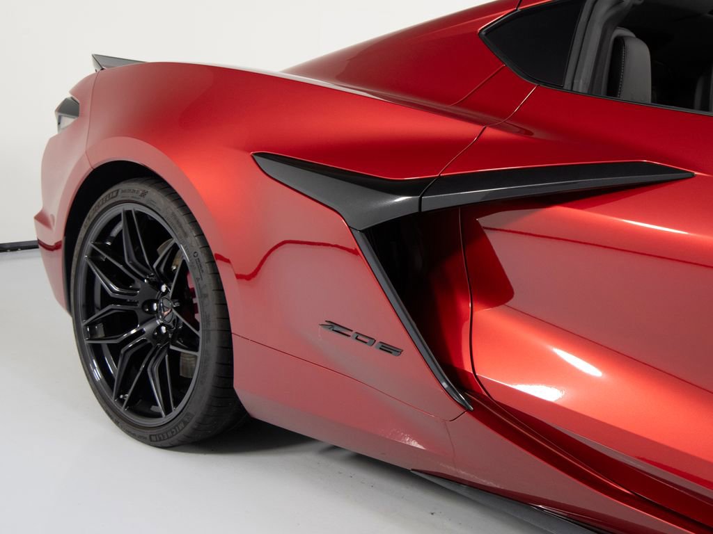 Used 2024 Chevrolet Corvette Z06 image 40