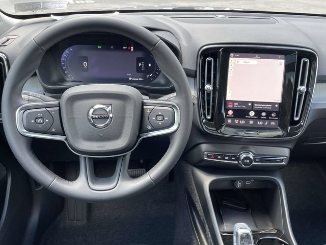 New 2026 Volvo XC40 B5 Plus w/ Climate Package AWD/4WD image 24