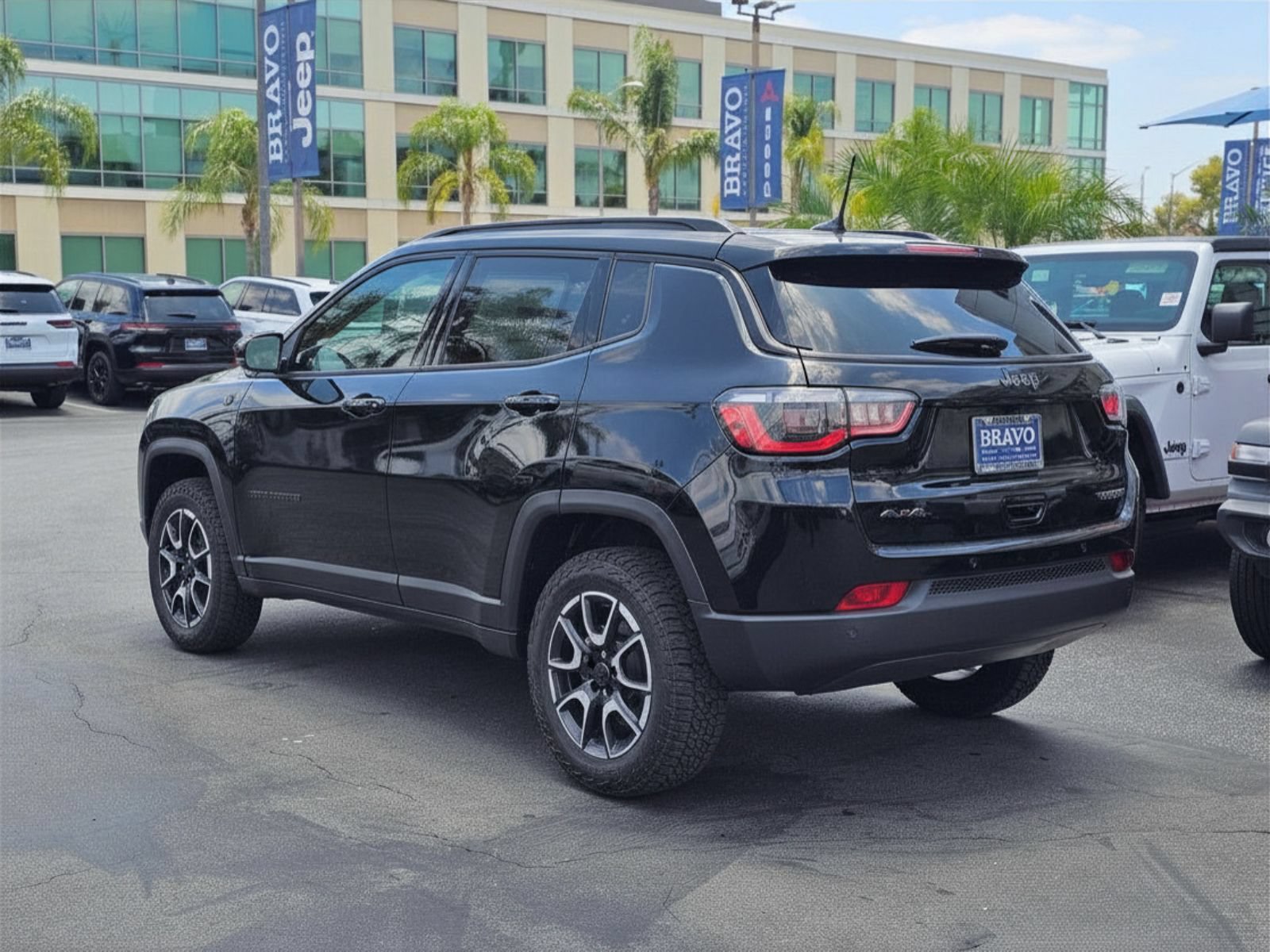 New 2026 Jeep Compass Trailhawk AWD/4WD image 5