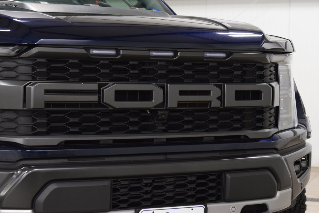 Used 2023 Ford F150 Raptor w/ Raptor 37 Performance Package AWD/4WD image 9