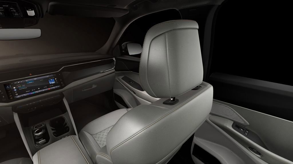 New 2026 Jeep Cherokee Overland w/ Trailer Tow Group image 6