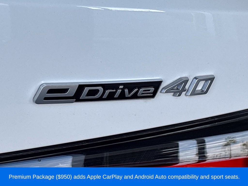 Used 2023 BMW i4 eDrive40 w/ Premium Package RWD image 7