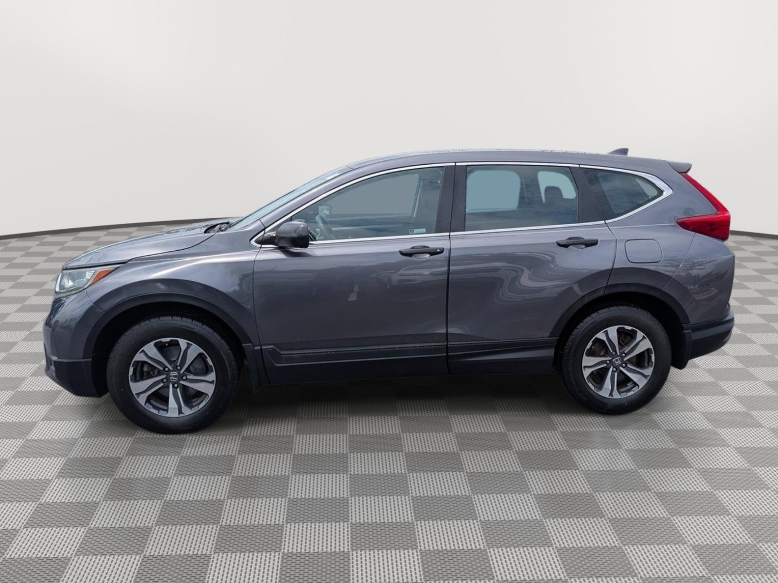Used 2019 Honda CR-V LX image 2