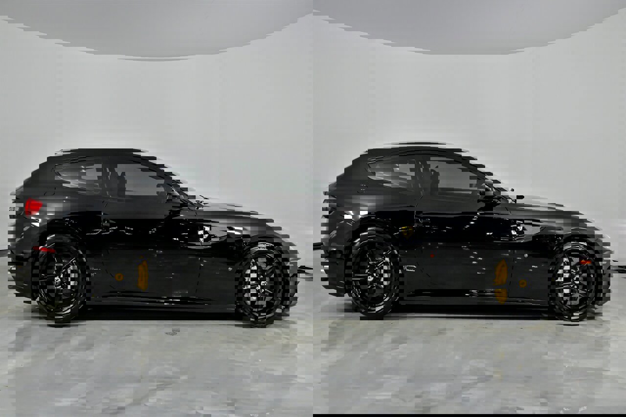 Used 2012 Ferrari FF image 14