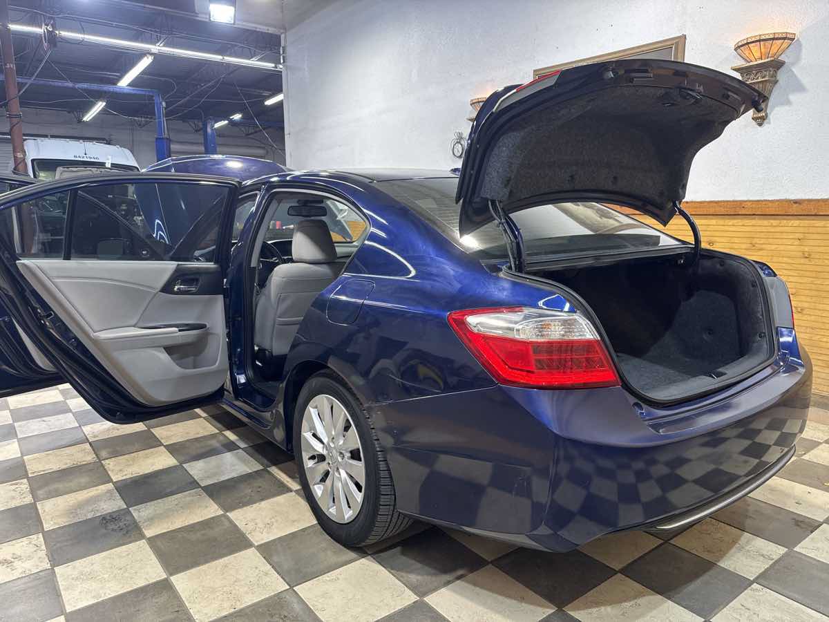 Used 2015 Honda Accord EX-L image 14