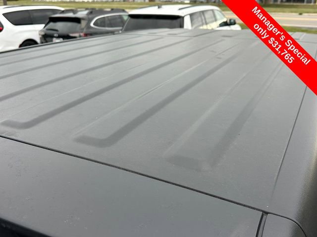 Used 2022 Jeep Wrangler Unlimited Sahara w/ Cold Weather Group image 11