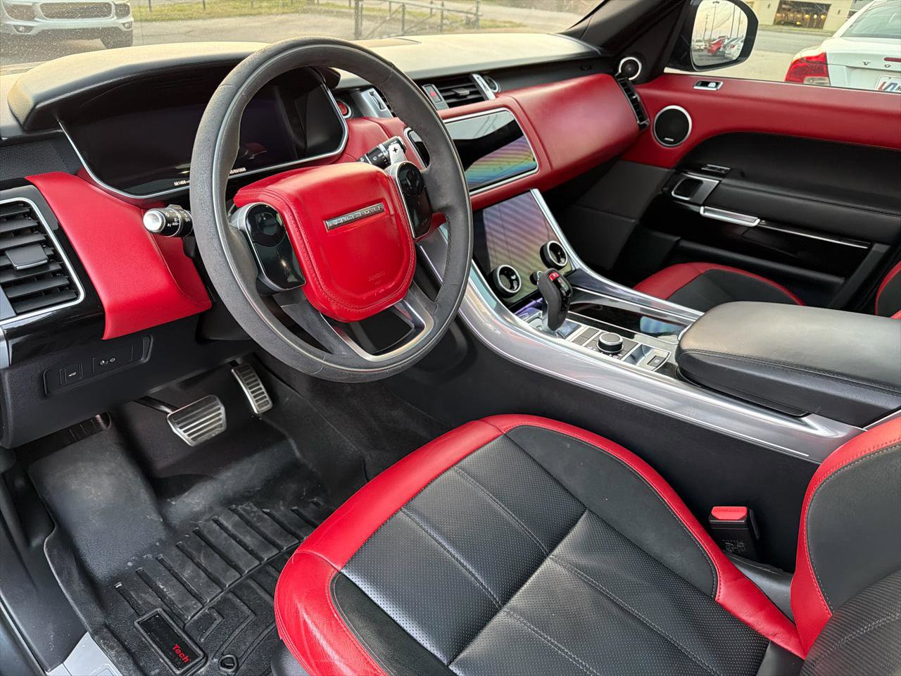 Used 2020 Land Rover Range Rover Sport HST image 14