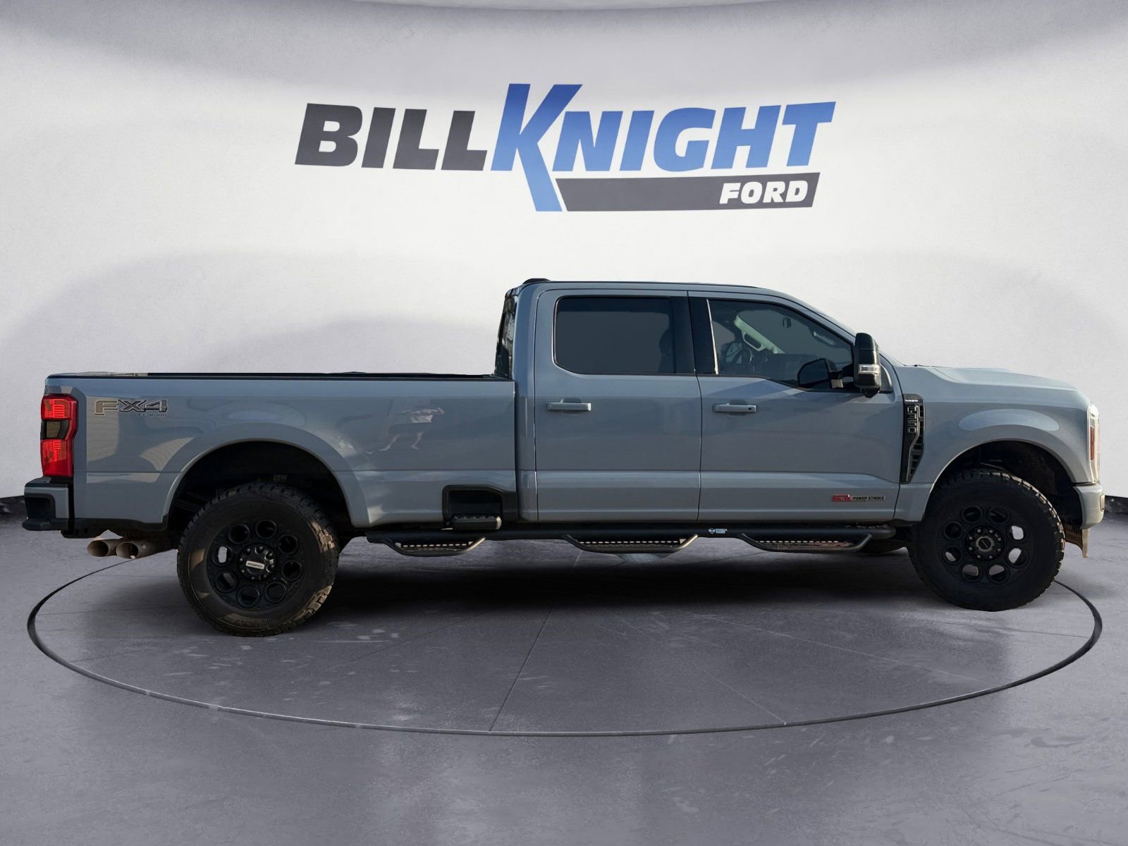 Used 2024 Ford F350 Lariat w/ Lariat Ultimate Package AWD/4WD image 3